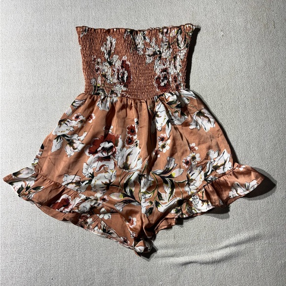 Hello Molly Smocked  Strapless Satin Floral Romper Playsuit - Picture 3 of 8